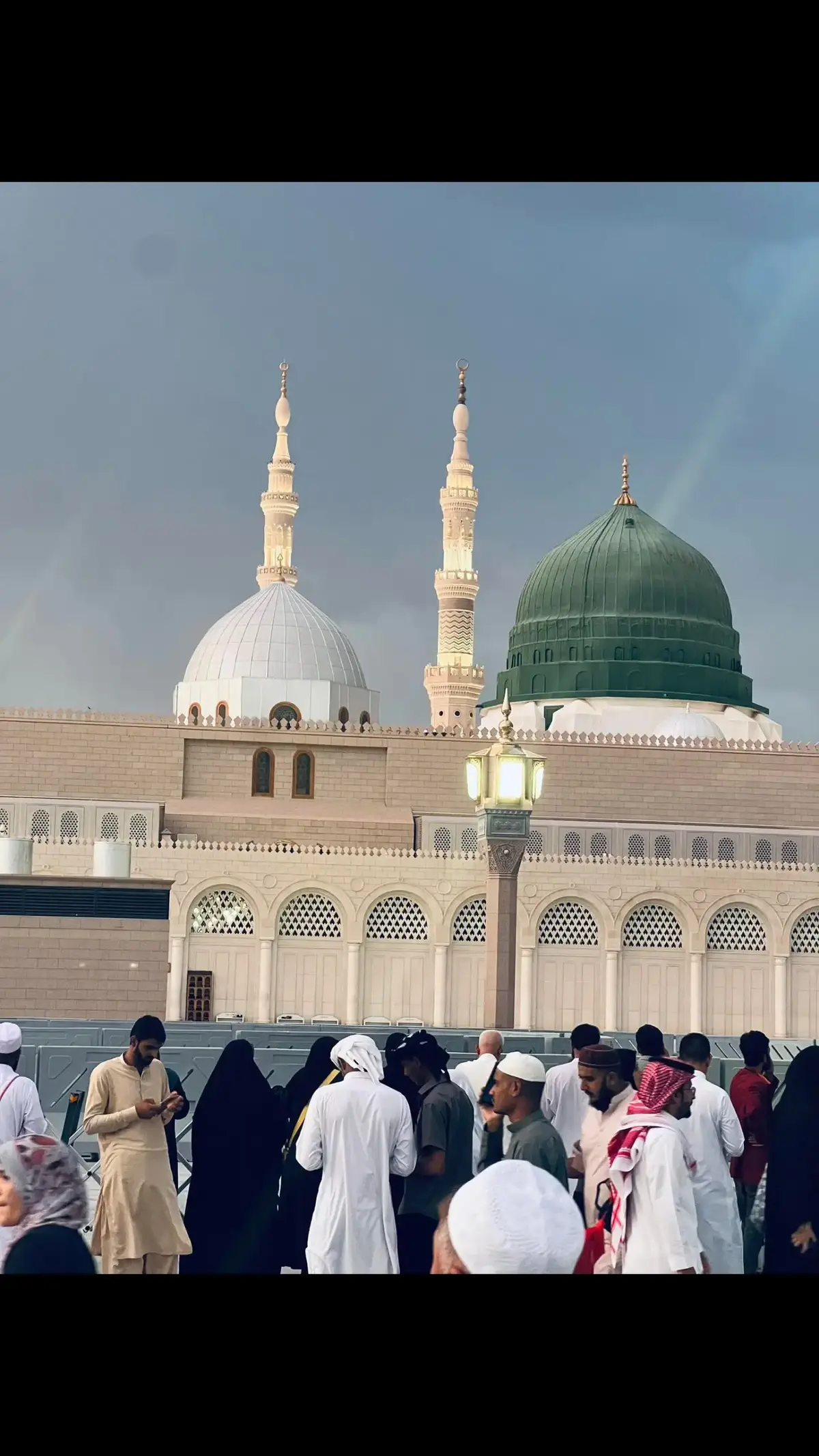 Madinah, the City of the Prophet, shines bright A beacon of faith, where Islam's history takes flight The Masjid an-Nabawi, a mosque of grandeur and might Where the Prophet Muhammad's tomb is a sacred sight The city's streets are lined with date palms, green and tall A tranquil oasis, where faith and peace enthrall Madinah's rich history and heritage are palpable and real A place where Muslims from all over the world come to feel The city's warm hospitality and welcoming smile Make it a place of pilgrimage, worth traveling a long while.#foryou#foryoupage#foryoupageofficiall#viral_video_tiktok#💔 