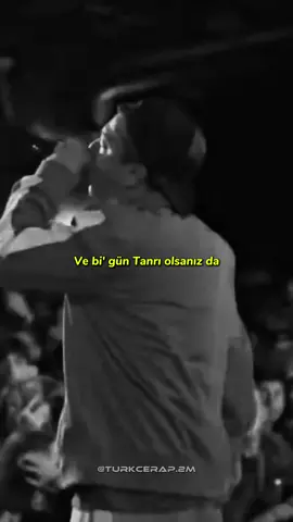 “Ve bi’ gün Tanrı olsanız da karşınızda eğilmem” ~ Daha fazlası içinn takipte kal 🌹 ~ @turkcerap.2m X @hidrhyme    ~ #reels #instagram #rap #hidra #ölümeinat 