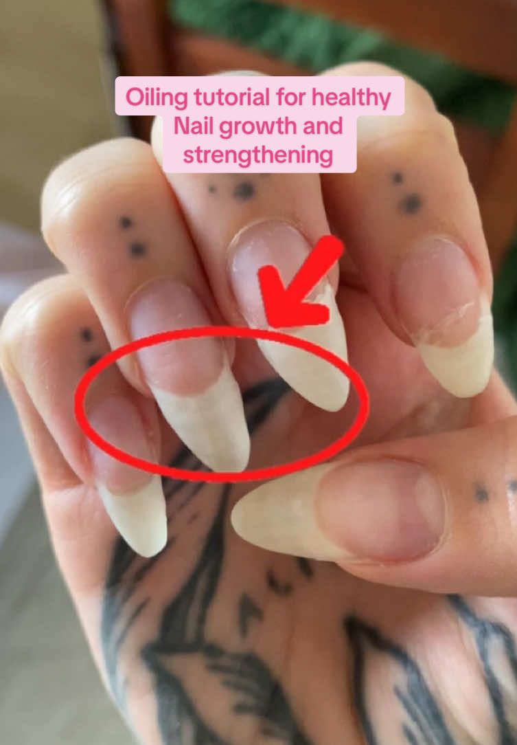 Tutorial on jojoba & castor oil for Strong and Healthy Nails 💅 #jojobaoil #castoroil #fyp  #nailgrowth #nailcare #strongnails #nailtips #creatorsearchinsights 