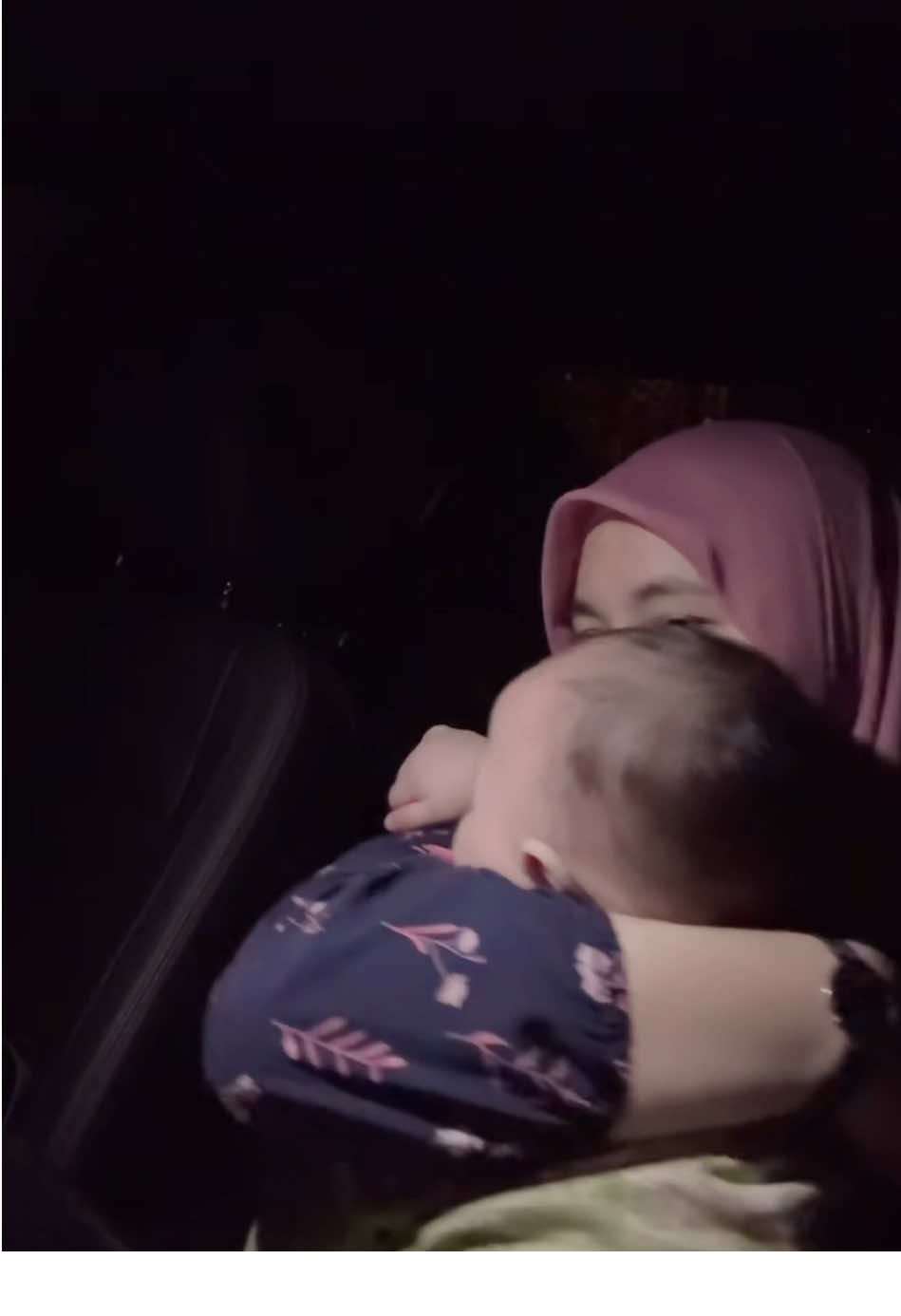 tak lepas ibu peluk gibran 🥹🍅 #fyp #live #gibran #babygibran #babytiktok 