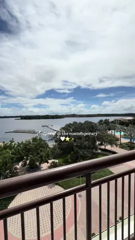 the most perfect resort 🤍⭐️✨ #contemporary #resort #disney #disneyresort #disneyresorts #sleepover #sleepovers #disneyworld #disneypark #disneyparks #disneyland #disneytrip #disneyday #disneyadult #disneyresorttour #RoomTour #rooms #disneyrooms #disneyhotel #disneytok #disneytiktok #disneycontent #disneyvideos