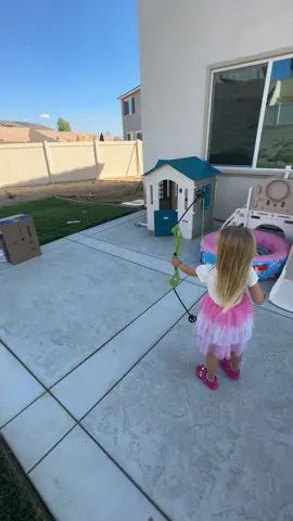 Start your kids young. #archerylife #archerytok #muledeer #archery #creatorsearchinsights 