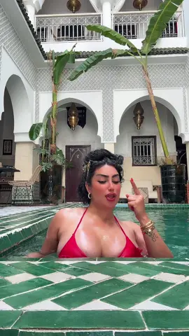 💋💋💋