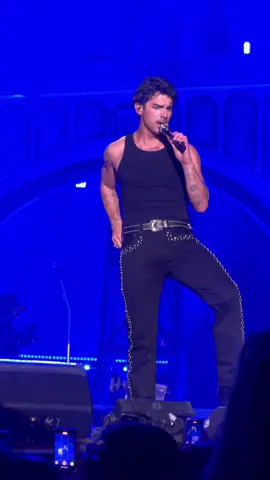 No time to talk❣️ #jonasbrothersconcert #joejonas #nickjonas #jonasbrothers #dallastx 