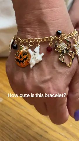 Halloween Pumpkin & Spider & more Charms Bracelet. #halloween #bracelet #fashionjewelry #ghost #pumpkin 