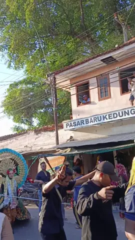 yak lailanah mad#fyp #foryou #trending #madurapride #karnaval 