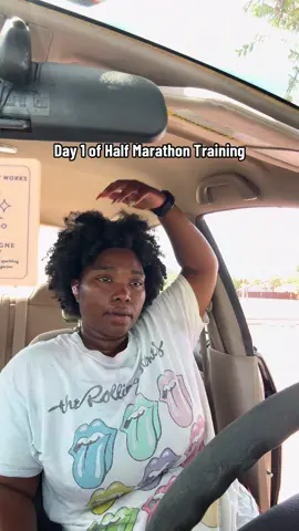 Half marathon training has begun!!! Day 1 of 14 week training program 🏃🏾‍♀️🏃🏾‍♀️ #halfmarathon #dallasbmwmarathon #nrc #halfmarathontraining 