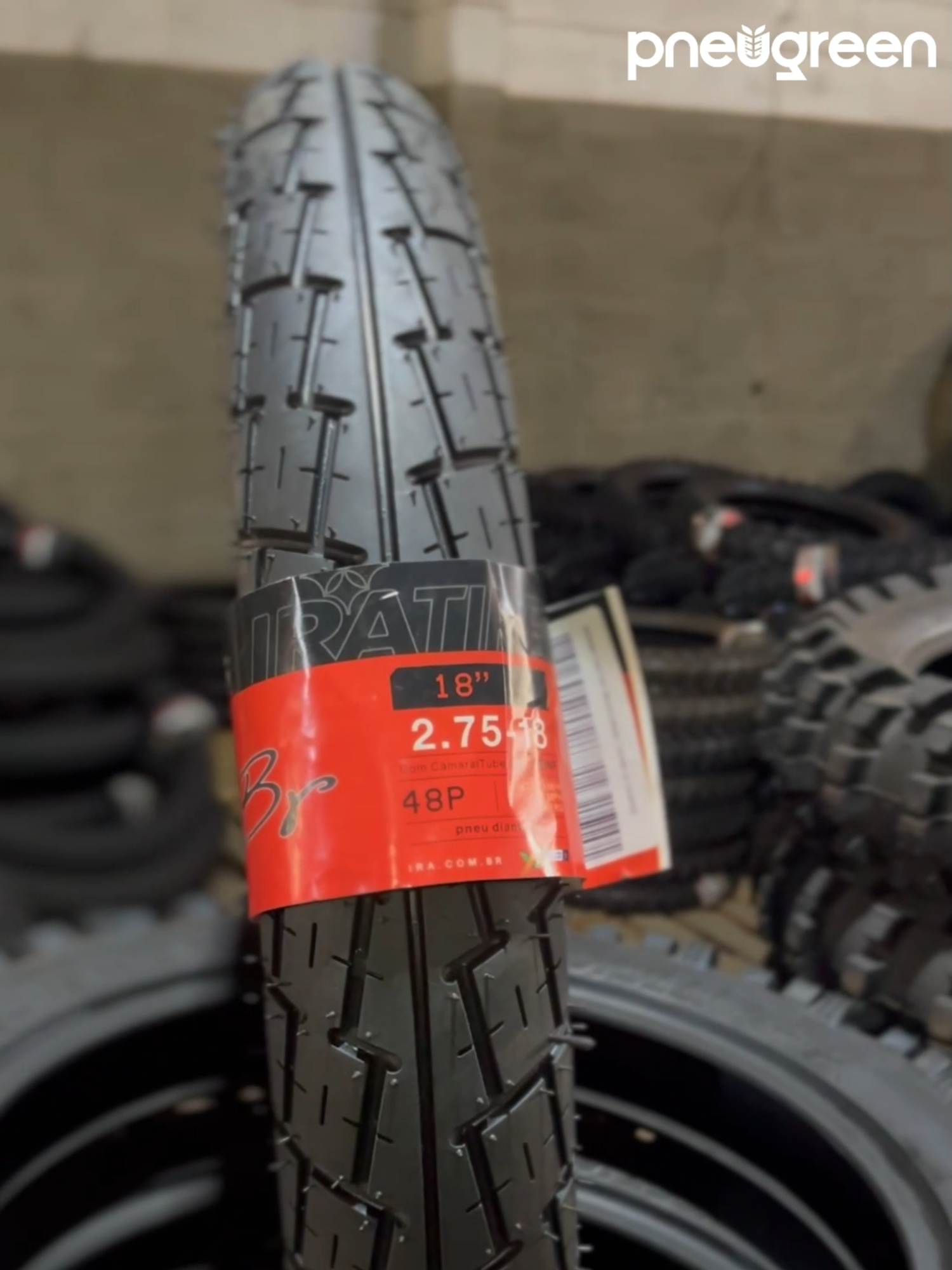 🛵💨 Mais segurança e desempenho para sua moto começa pelos pneus certos! O IRA Tires 2.75-18 Soho Dianteiro foi desenvolvido para o uso urbano, trazendo: ✔️ Sulcos otimizados que garantem aderência até em dias de chuva ✔️ Perfil moderno para mais estabilidade nas curvas ✔️ Durabilidade e resistência para rodar muito mais ✔️ Compatível com modelos como Honda CG, Titan, YBR, Factor, Suzuki Yes e muito mais Fabricado no Brasil e com 5 anos de garantia, ele entrega o que o motociclista urbano mais precisa: confiança em cada quilômetro. ✨ Condições especiais: 12% de desconto no PIX ou até 12x sem juros no cartão. 🔗 Acesse o site e garanta já o seu! Pensou em pneu? Tem na Pneugreen. #IRATires #PneuDeMoto #Motociclista #SegurançaNasRuas #Pneugreen