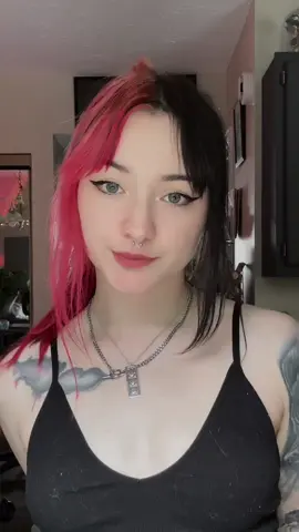 Why do I look insane lol