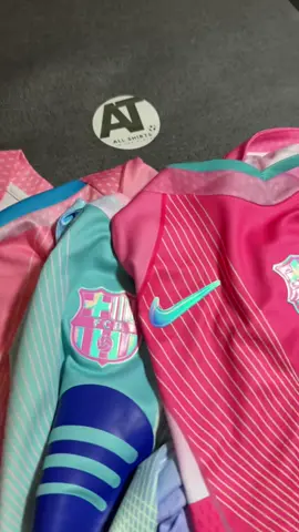 Link in bio 🤩!#fyp #viral #football #barcelona #footballjersey 