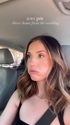 I feel like only vendors in the wedding industry might relate to this one 😂 I am NOT a morning person what so ever, but I do love to hype myself up in the car ride there. Once I am done and get in my car…. Immediately windows down. No music. No noises. Just pure wind from the outside and straight  decompressing lol. Don’t get me wrong, I love my job!!!! I think we all just get a little overstimulated after working 4-6 hours straight with loud music and tons of different personalities ❤️🫶🏼 . . . . . . #makeupartist #mua #makeup #bridalmakeup #bridalmakeupartist     
