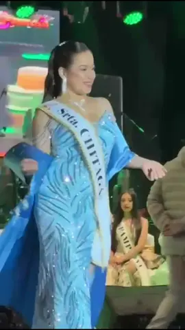 👑