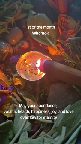 Happy 1st of the month! Sending infinite abundance into your life 🙌 #1stofthemonth #witchtok #abundance #fypシ゚viral #LIVEIncentiveProgram 