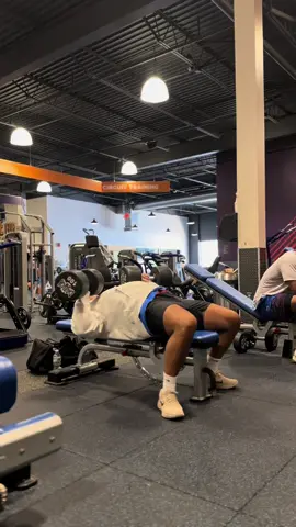 Summer is over 😔. Time to get ready for the fall/winter arc. #fyp #viral #gym #GymTok #bodybuilding 