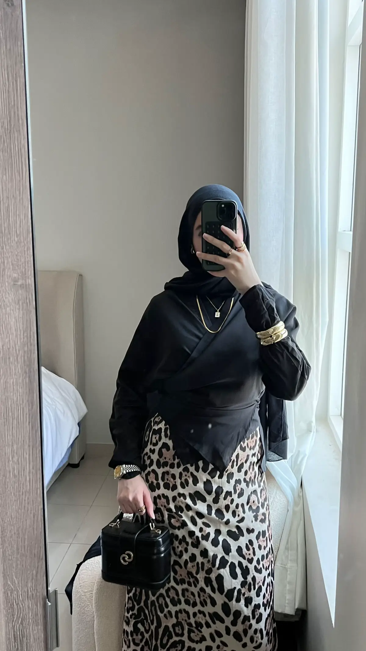 Modest outfits 🖤✨ #styling #اكسبلور #hijab #inspo #modestfashion 