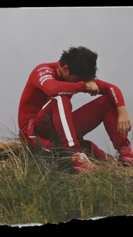 El sueño de Charles Leclerc con Ferrari es tan grande… que puede acabar destruyendo el suyo propio.  📸 La imagen tras su abandono en Zandvoort lo dice todo. #f1 #formula1 #f1españa #charlesleclerc #leclerc       