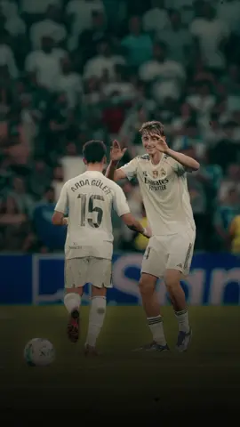 #ريال_مدريد_عشق_لا_ينتهي #شعر #شعراء #ريال_مدريد🇪🇦💪 #capcut 