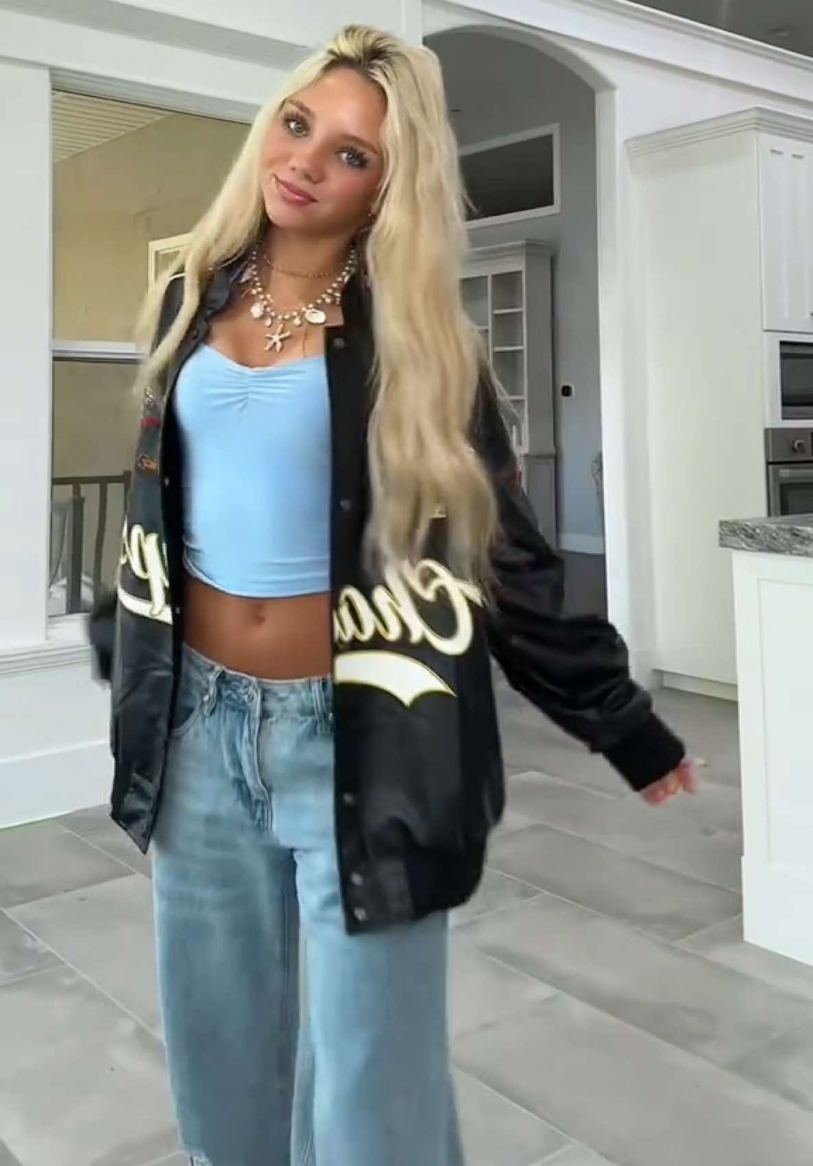 draft >>jacket x @aelfriceden_official #outfit #outfitinspo #fit #audiostouse #OOTD 