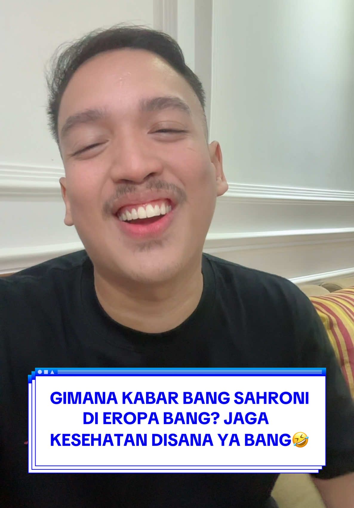 Gmn kabar Bang Sahroni di eropa Bang? Makan yg byk disana ya Bang biar sehat🤣🤭 #adrielviaripurba #ahmadsahroni #sahroni #dpr #dprri 