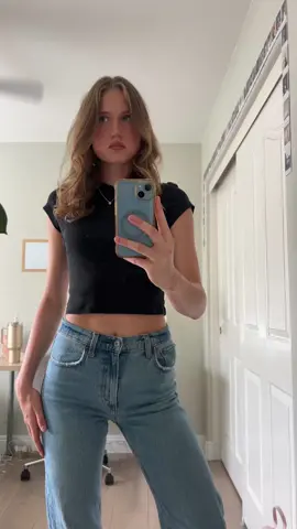 How many times have I worn this outfit? Yes. #outfitinspo #OOTD 