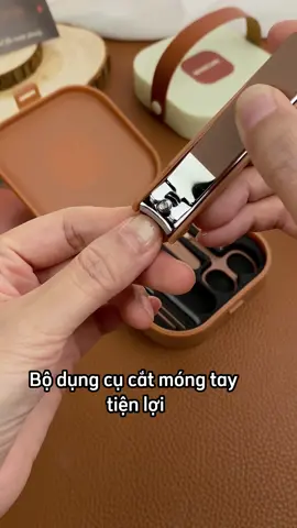Bộ dụng cụ cắt móng tay tiện lợi #tiktok #giadung