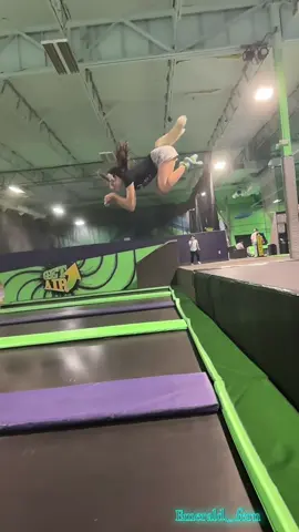 It felt like I was floating[🪽]#trampoline #trampolinepark #getair #jumpoff #highjump #therian #therianthropy #antizoo #quadrobics #quads #jump #high #low #goodform #Emerald #antihater #fyp #therianfyp #plsdontflop #goviral #prettyplace #theriantiktok #taxidermy #wow 