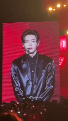 Our ICE PRINCE IS FINALLY HERE!🤍 I hope you feel better now. ☺️❄️  무리하지 말고, 알겠지? 성훈아, 사랑해 🫶 WTL IN BERLIN {08/01/25} 🎞️: X hooniesdimpls #ENHYPEN #SUNGHOON #walktheline #walktheline #engene 