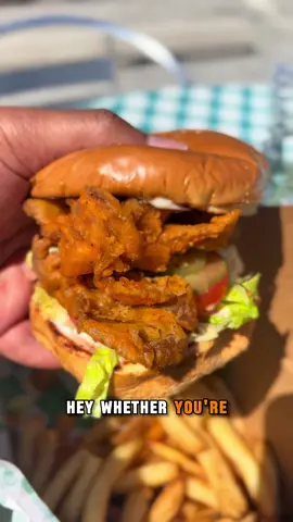 The chic'n fungi sandwich from @Huecafeandapothecary is serious 😮‍💨‼️ They also got other serious menu items 🍴CHIC'N FUNGI SANDWICH  •  LOADED FRIES  •  HUE WING BOX  •  CURRY KETCHUP  •  PEACH ROSE LEMONADE @Taste The Blessings and @Jo$eph Flavor  #foodtiktok #vegan #Foodie #maryland #dmvarea