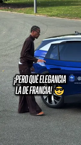 ¡LA ROMPIERON! 🔝 Los franceses sorprendieron con sus looks… ¿Con cuál te quedás?  📹 @Equipe de France  #TikTokDeportes #Futbol #Francia 
