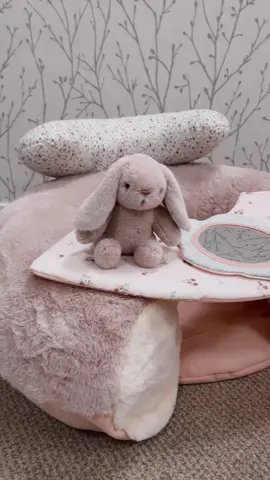 Coziest sit & plays for your little ones to have fun in!  #babylandfife #babyshowerideas #mamasandpapas #autumnbaby #babyaccessories 
