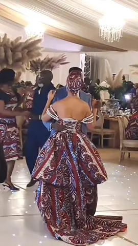#mariagetraditionnel #jo2025 #tiktokgabon🇬🇦tiktok #congolaise🇨🇩🇨🇬 #juliaottombongo 