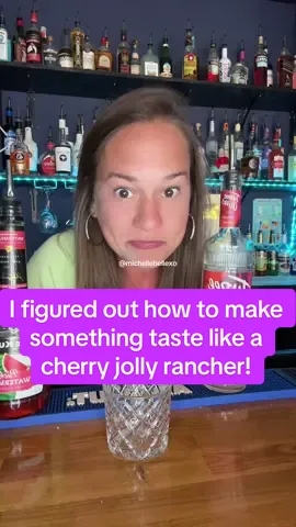 How to make a drink taste like a cherry jolly rancher😍 #bartender #fruitydrinks #jollyrancher 