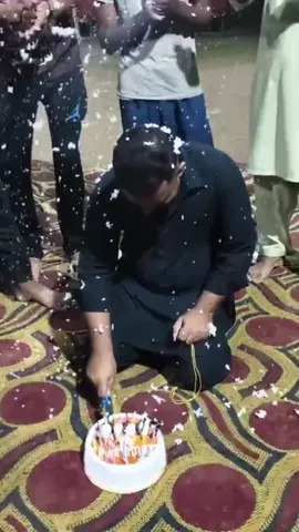 #foryou #viralmyvideo #yaarbeli #birthdaycake 