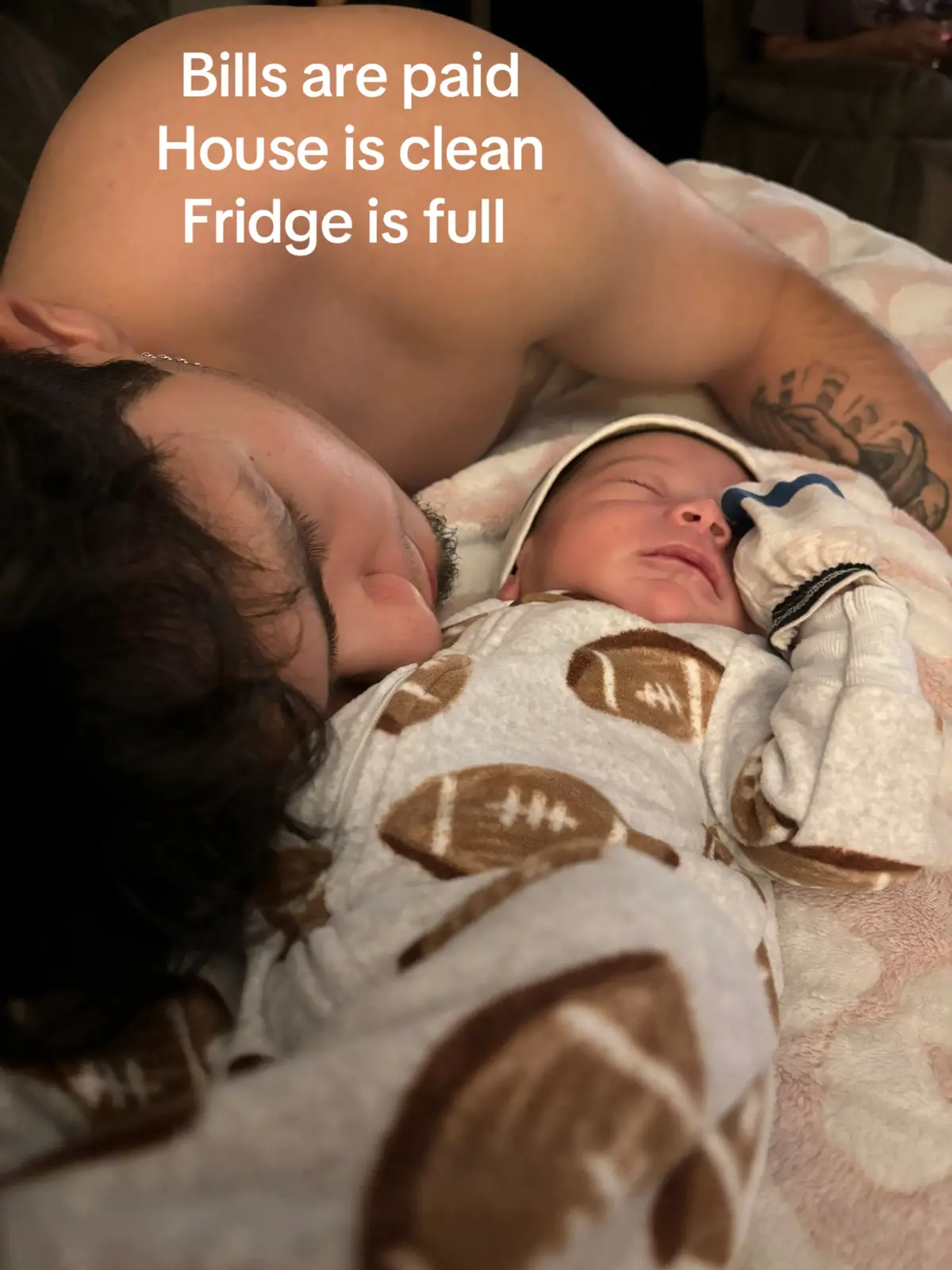 Some days are definitely hard, but the sacrifices he makes to give baby and me everything and more will never go unnoticed. I’ll forever be grateful for my fiancé we love you sooo much!🩵 @David Trevino 