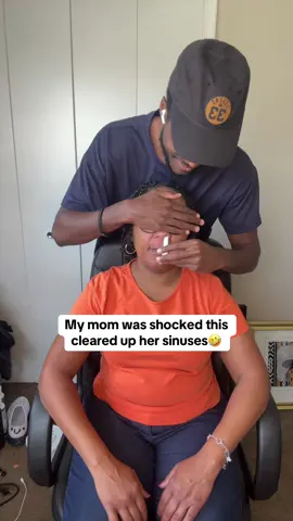 She was in shock this actually cleared her sinuses up 🤯🤩 #nasalstick #congestionrelief #sinusrelief #allergies #boomboomstick 
