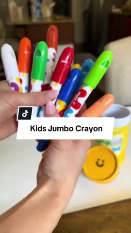 1/2 off the best kid friendly crayon! will never use another crayon again! We are all obsessed with theses. #toddlermusthaves #jarmelo #colorwithme #toddlercrafts 