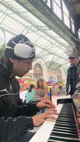 Run away - should I release this? #Runway #publicpiano #friqtao 