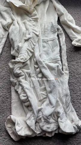 #robe #spaday #holidaygifts #travelessentials #cozyathome 