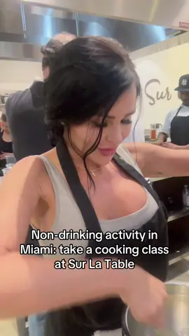 Future wife training 🧑‍🍳 #surlatable #cookingclass #thingstodo #miami #brickell 