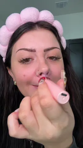 Dermaplaning just got soooo much easier with this electric hair remover 😮‍💨 #dermaplane #skincare #tiktokshopcreatorpicks 