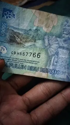 puya uang 50 ribu yang angka seriya 557766 kira