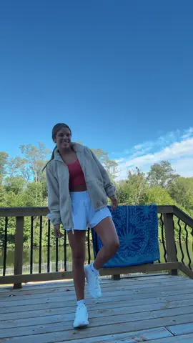 my go-to shorts ⬆️ #fallastetic #fallseason #girlssupportgirls #OOTD #falloutfits 