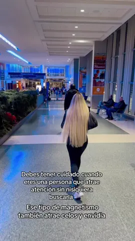 #👸🍒 #contenidotiktok #atraigo atención sin buscarla 
