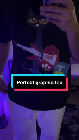6’3 210 wearing an XL