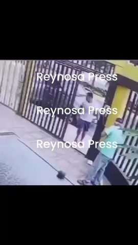 🔴⚠️🚨 | #Matamoros | En las cámaras quedó grabado cuando un sujeto se intentó robar a una niña en una tienda, #comparte para tratar de identificar al hombre y para evitar este tipo de incidentes en otros lugares, no descuiden ni un momento a su sus hijos.