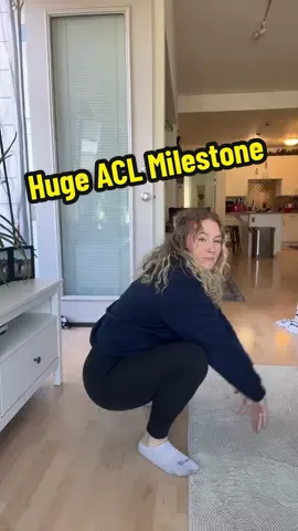 Shout out to my coach @Tommy Mandala, ACL COACH and teammate @Carrie | ACL Recovery for the continued support and encouragement 💗💪🏻💗 #aclsurgery #aclrecovery #kneerehab 