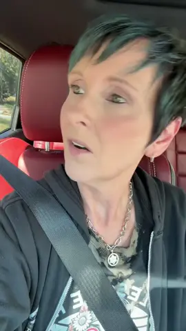 Conversations with other drivers #genx #driving #baddrivers #traffic #therealslimsherri 