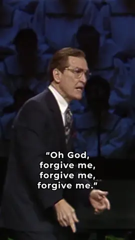 Why do we keep asking forgiveness for the same sin? Adrian Rogers said the problem is—we’ve only learned half the prayer. Full message in bio 🔗 | Follow for more truth 🙏