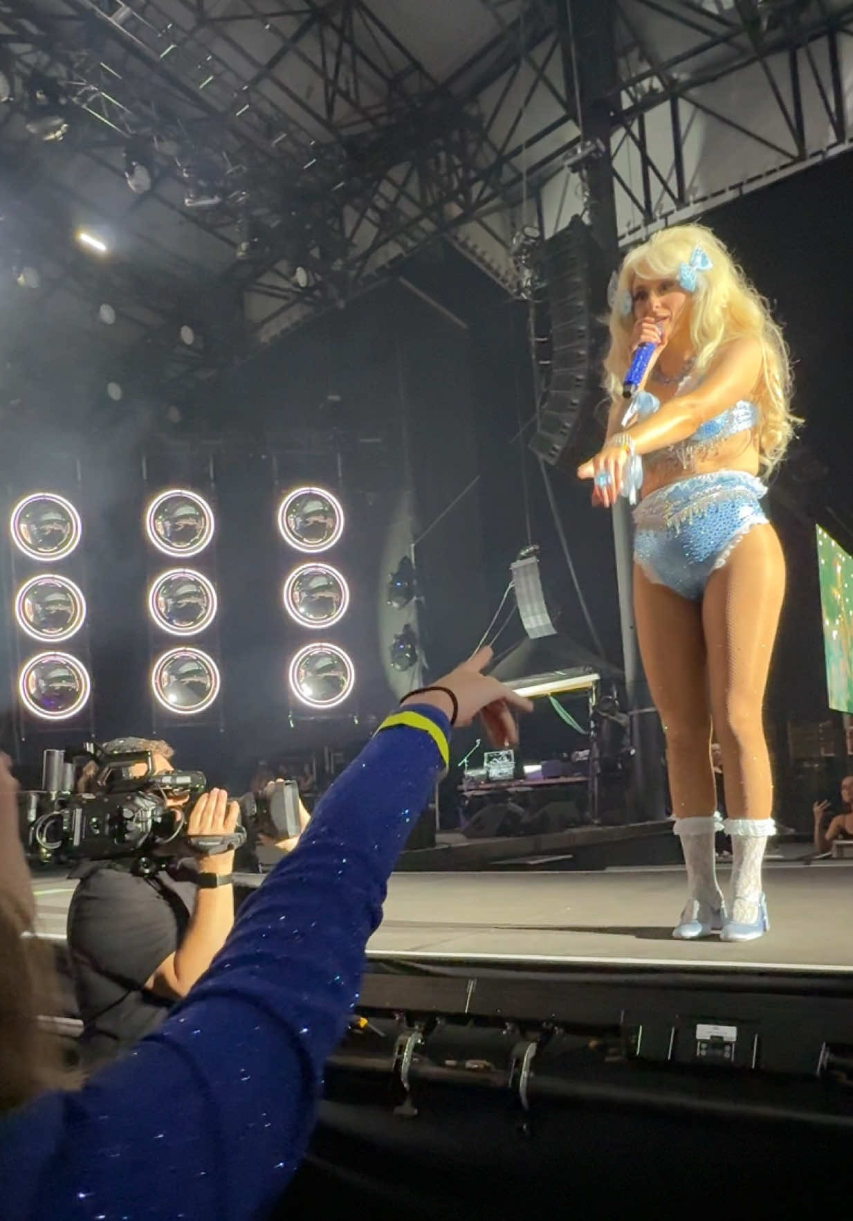 Doin’ it all for you! 💙 #bluedress #meghantrainor #washingtonstatefair @Meghan Trainor 