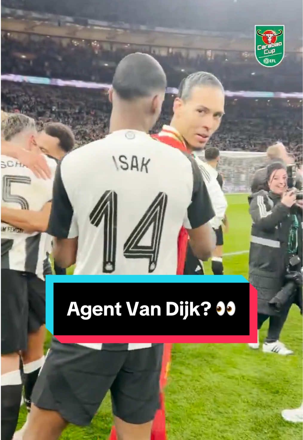 A familiar face heads to Anfield 🏆🇸🇪 #EFL #Isak #CarabaoCup #VanDijk #Liverpool 
